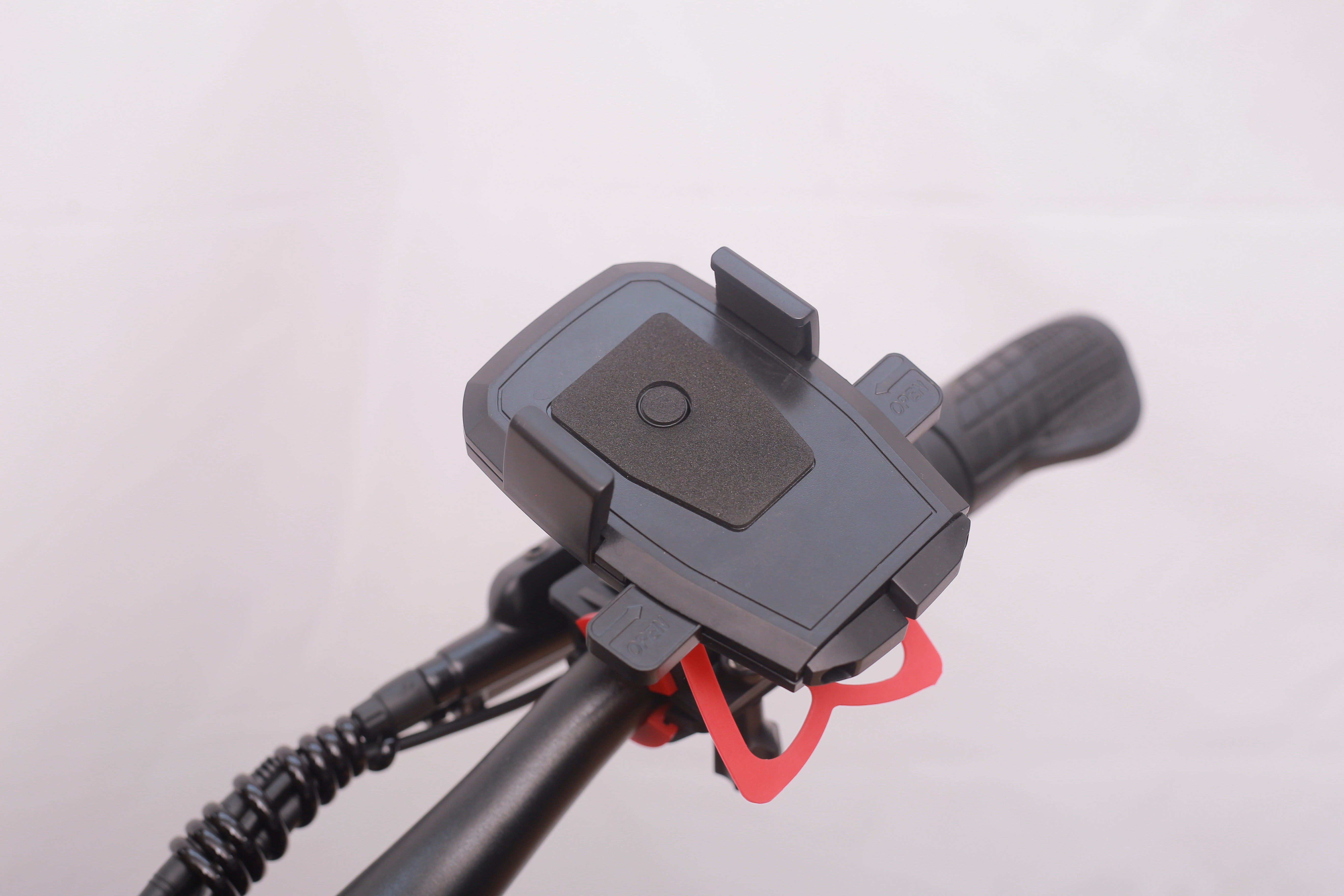 SMARTRAVEL Cell phone Holder