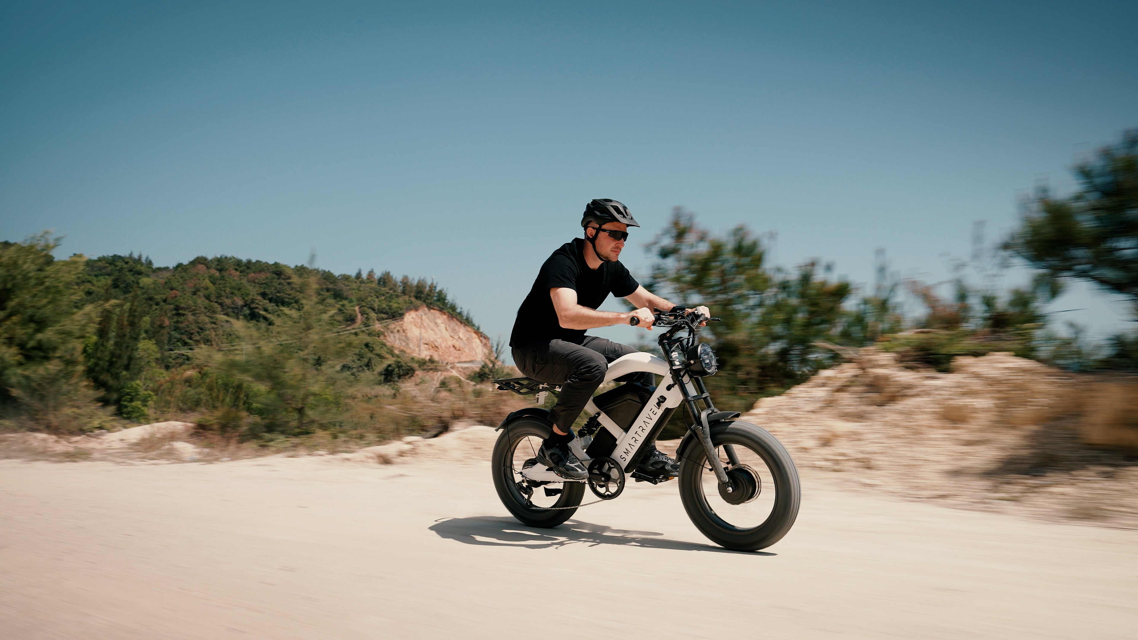 Smartravel Raptor ST202 Pro Dual Motor and Battery eBike