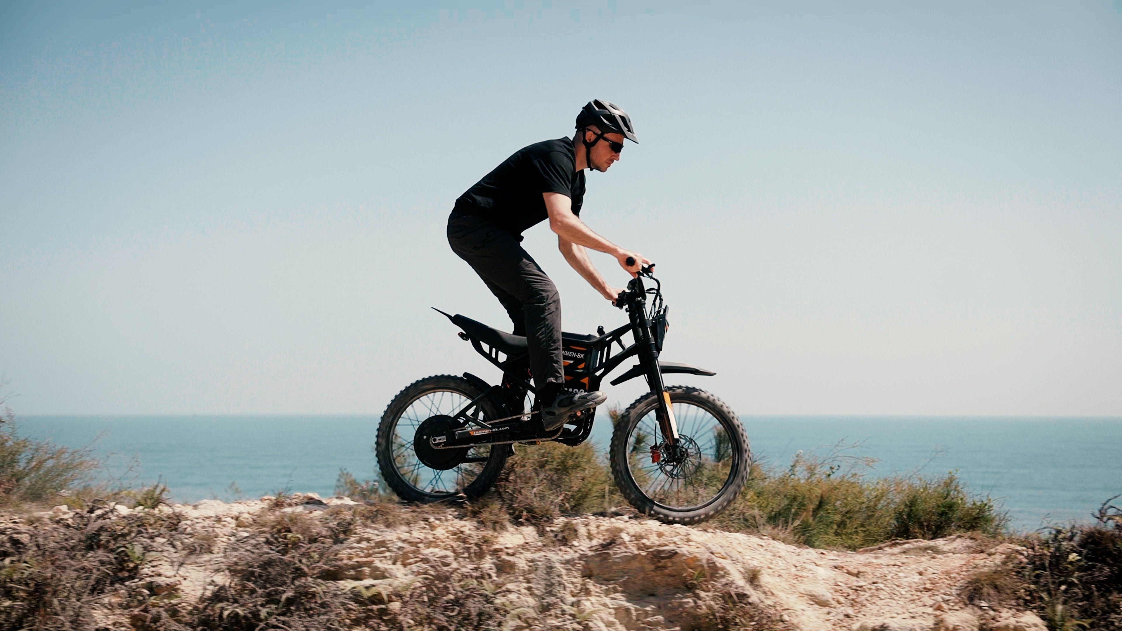 Smartravel 6500W Electric Dirt Bike M23 – Smartravel Ebike